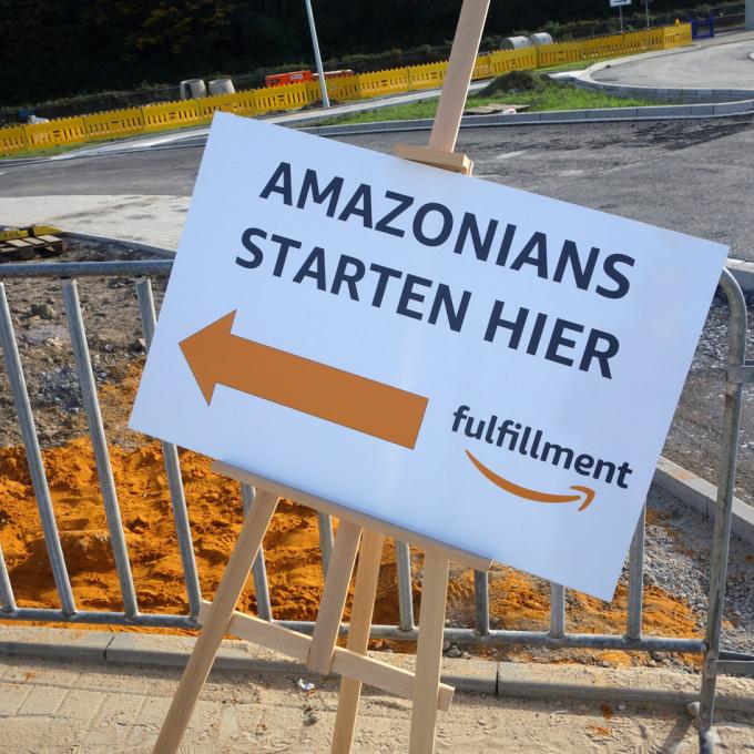 Amazon Logistikzentrum Dortmund. Foto: knowbotiq Amazon Logistikzentrum Dortmund