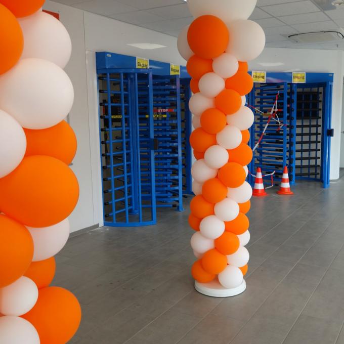 Amazon Logistikzentrum Dortmund. Foto: knowbotiq Amazon Logistikzentrum Dortmund