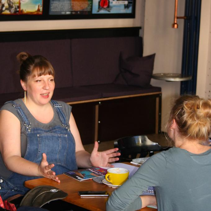 Nina Selig im Interview. Foto: Kristin Schwierz Nina Selig im Interview